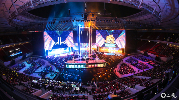 於後防線的 於後防線的